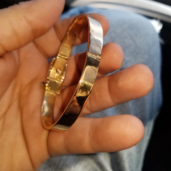 Vintage Gucci 18kt Gold & Diamonds Bracelet - Picture 2 of 8